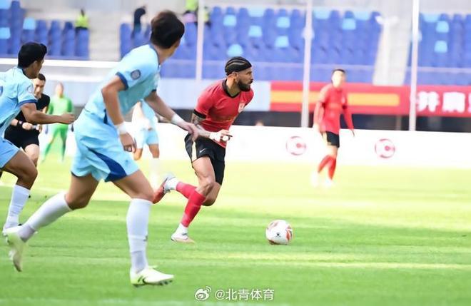 日本男排首周四连胜+22.41分！世排升第5+积分榜第2 高桥蓝75分太强